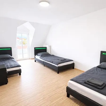 Leta Homes - Komfortable Mit Traumbalkon Mit Flexiblem, Self-check-in & Eigenen Parkplaetzen 公寓 施特劳宾