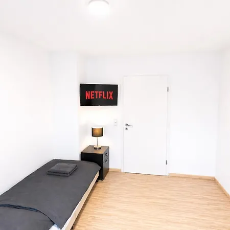 Appartement Leta Homes - Komfortable Mit Traumbalkon Mit Flexiblem, Self-check-in & Eigenen Parkplaetzen Straubing